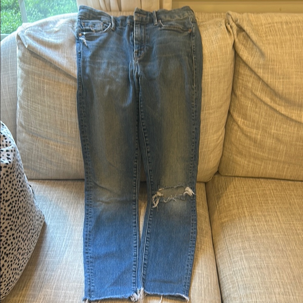 MOTHER Blue Skinny Jeans with Distressed Knee